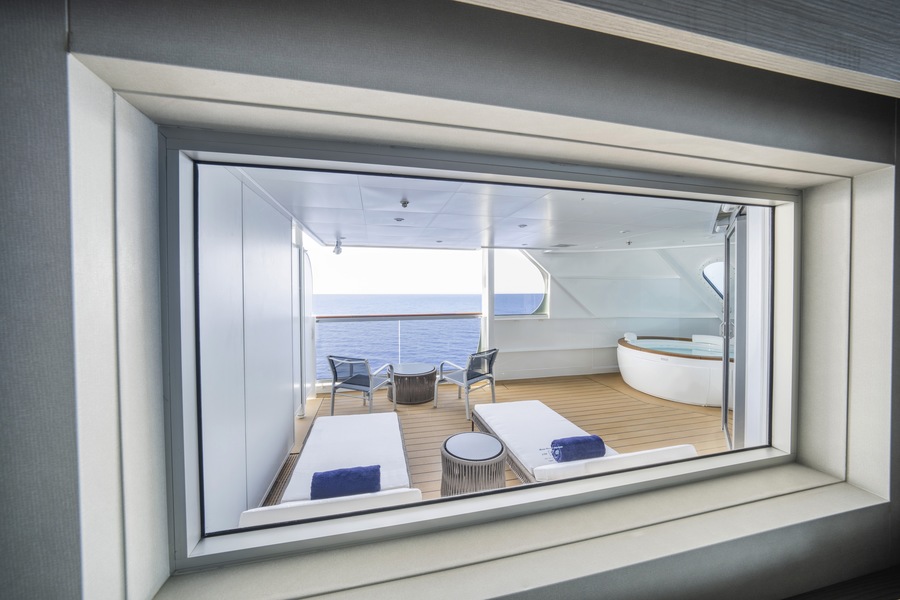 MSC Cruises MSC Seashore MSC Yacht Club Owner's Suite 8.jpg